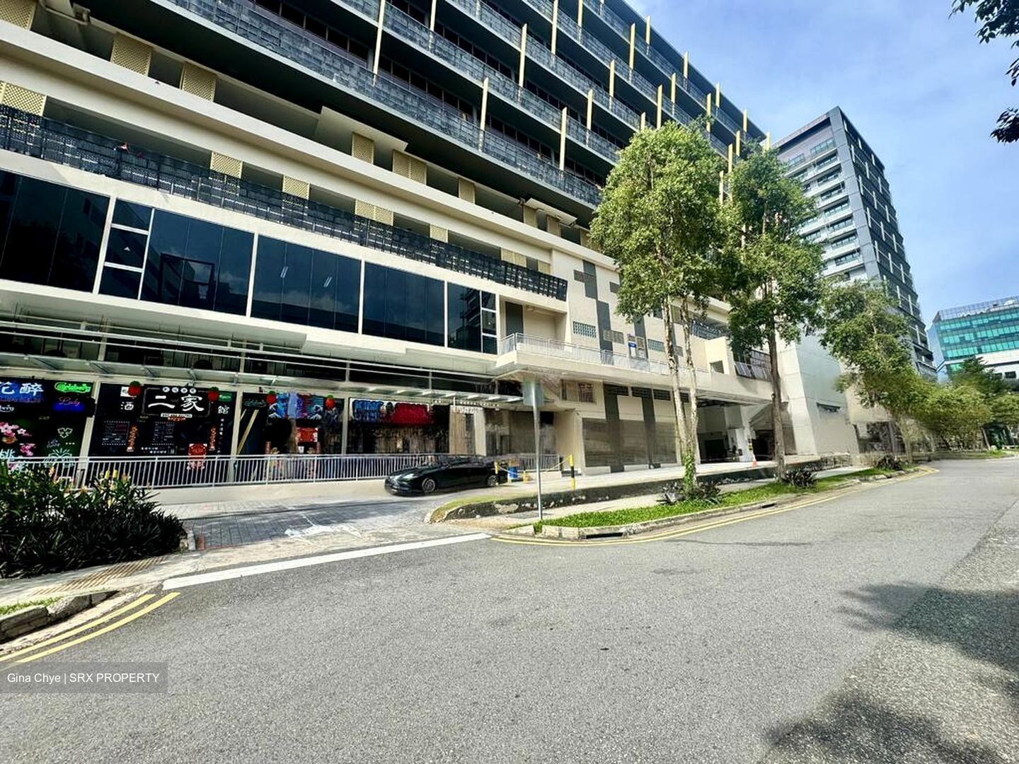 The Commerze@irving (D13), Retail #464398771